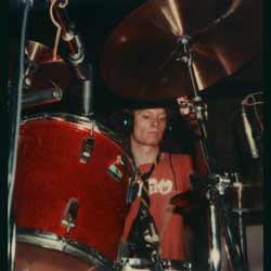 Bill Stewart sings Vocal while drumming